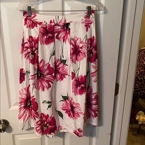 Roz & Ali floral skirt